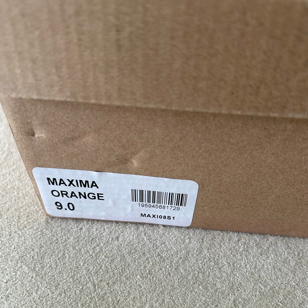 LAST CHANCE ❌Steve Madden Rare orange maxima bling sneakers size 9 - Picture 3 of 8